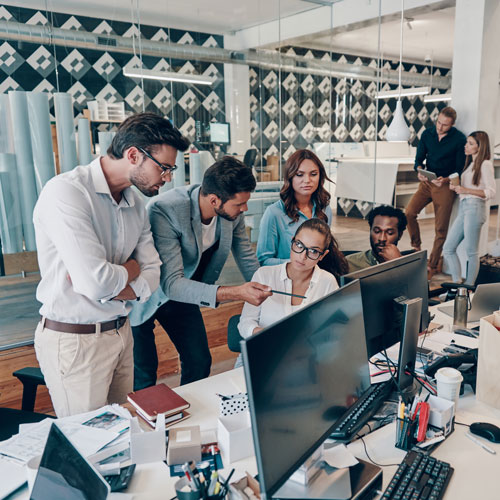 Agence de communication avec vêtements personnalisés